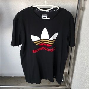 Men’s Adidas skateboarding tee